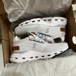 On Cloudnova Sneakers women’s 9